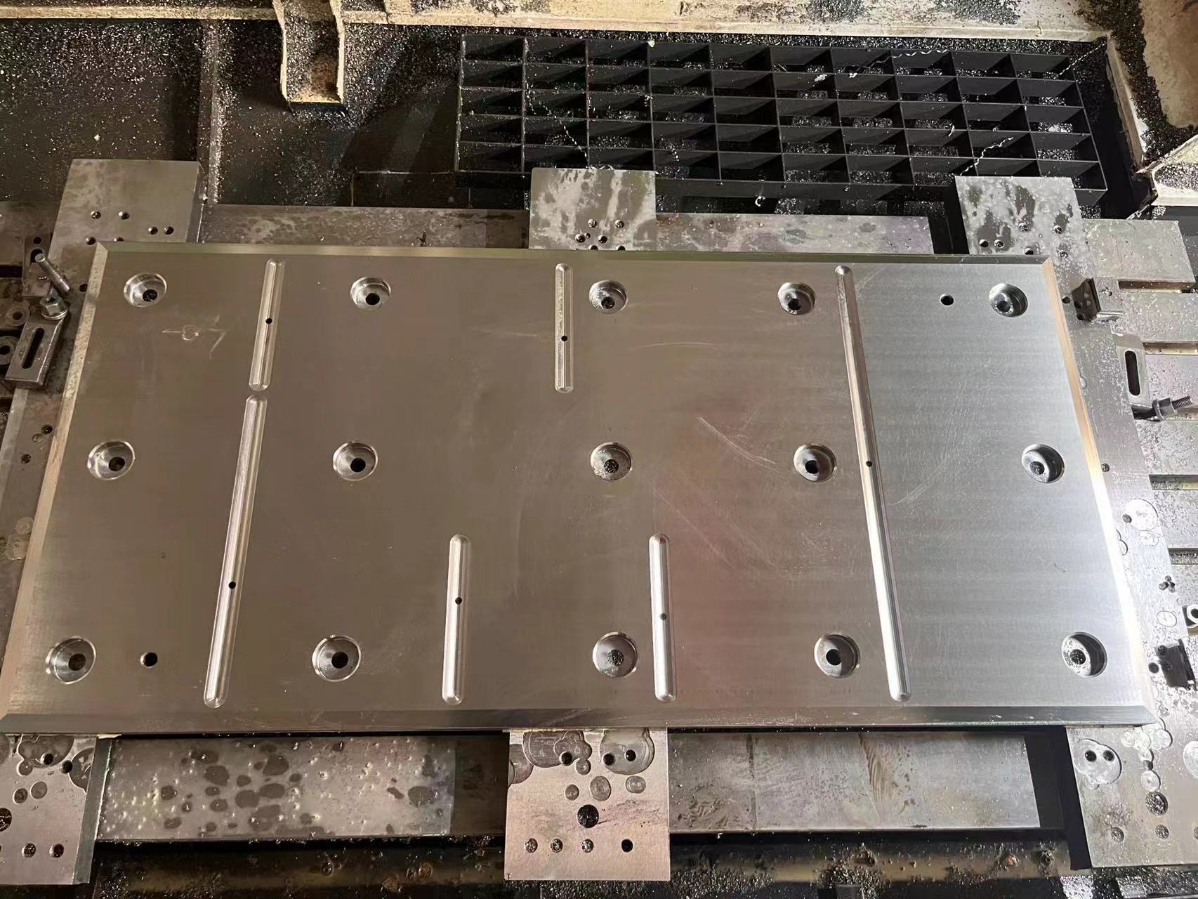 cnc-machining-composite-sliding-plates-02 CNC 加工复合滑动板-02