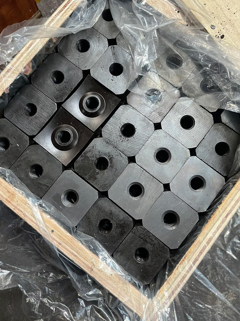 single-shaft-shredder-blades-in-wooden-box-04 木箱单轴撕碎机刀片-04