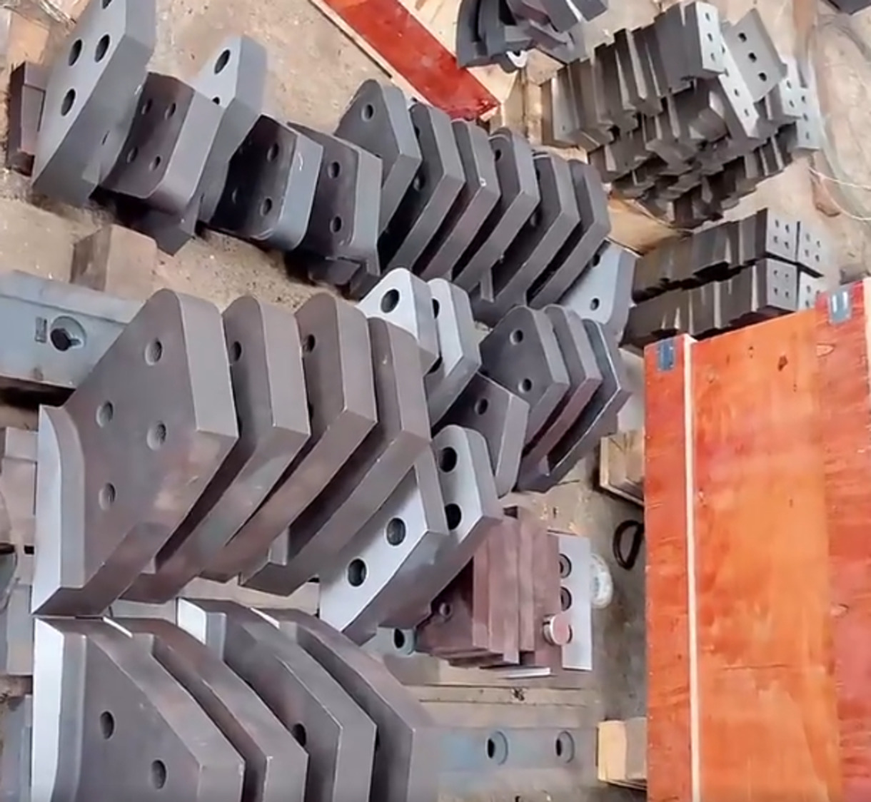 移动剪切刀片批量库存 02