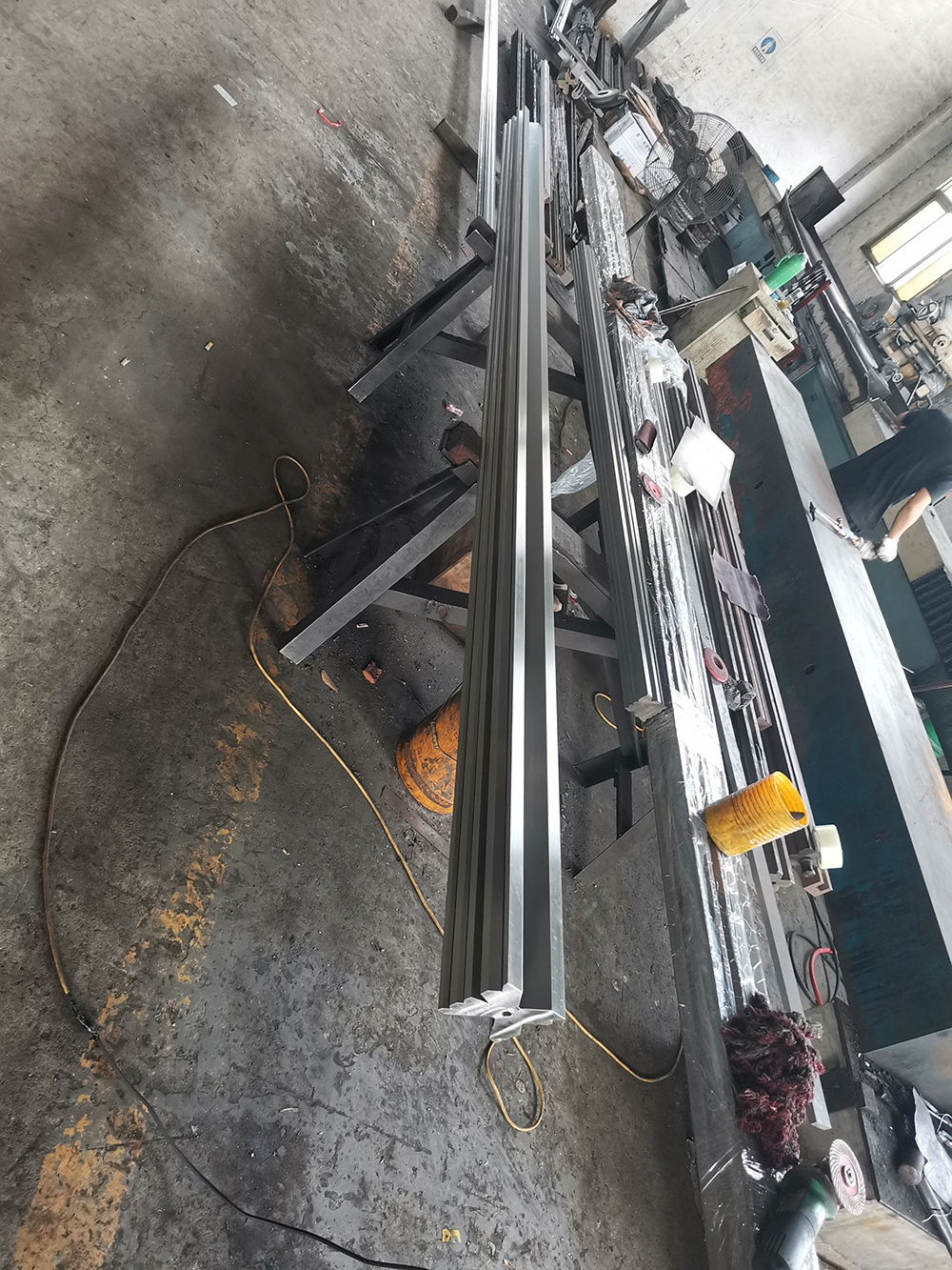 液压弯曲机模具