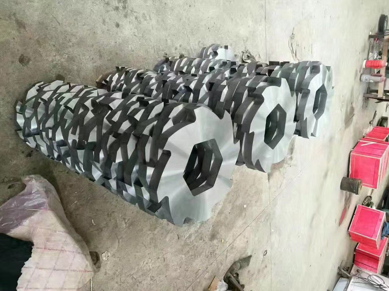双轴撕碎机刀片耐磨-07