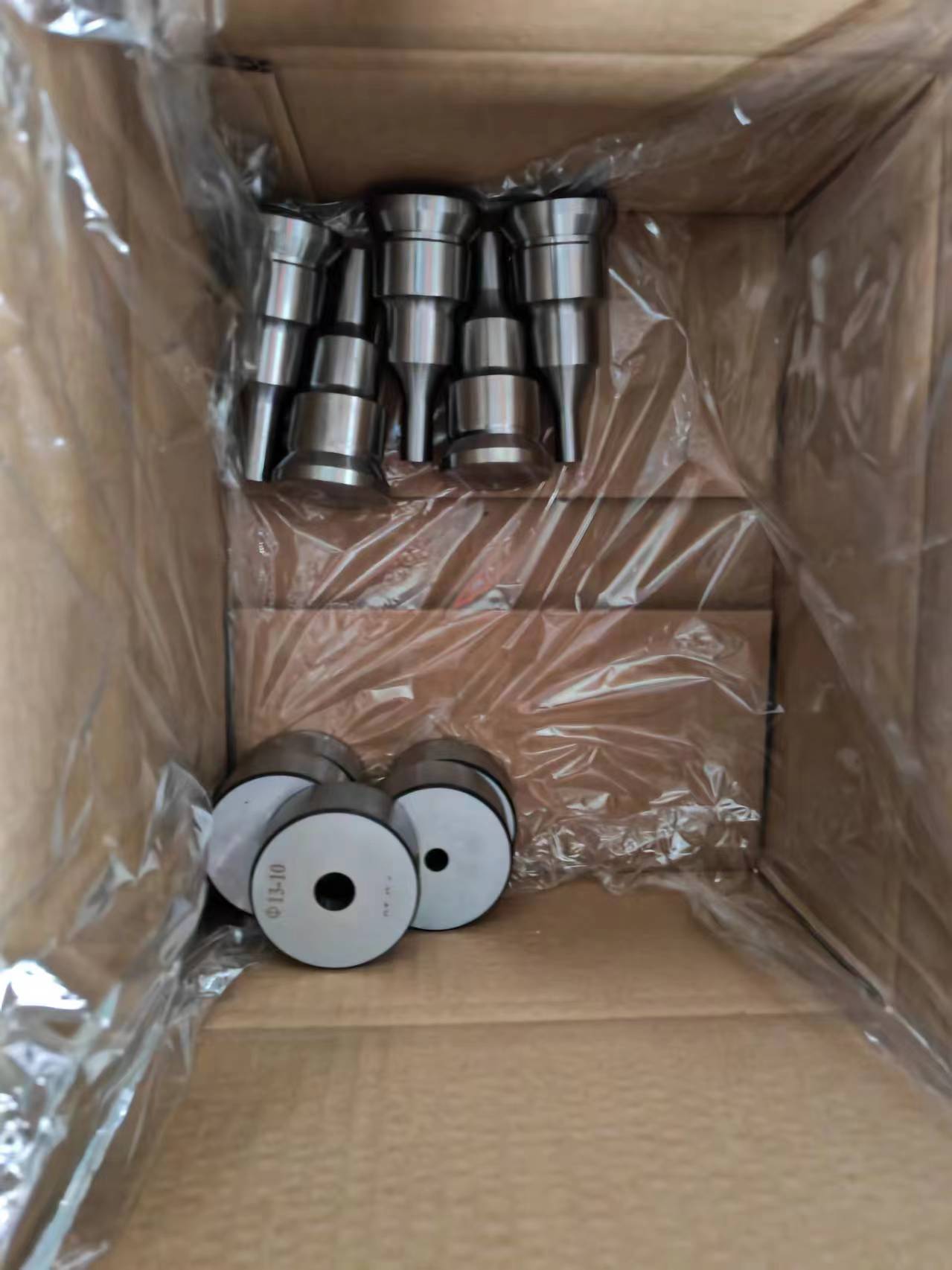 什锦钢铁工人冲头和模具套装 03