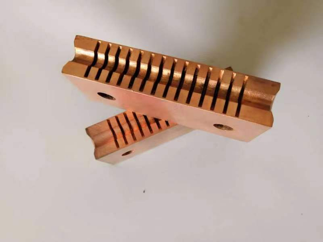 预应力桩基钢筋夹