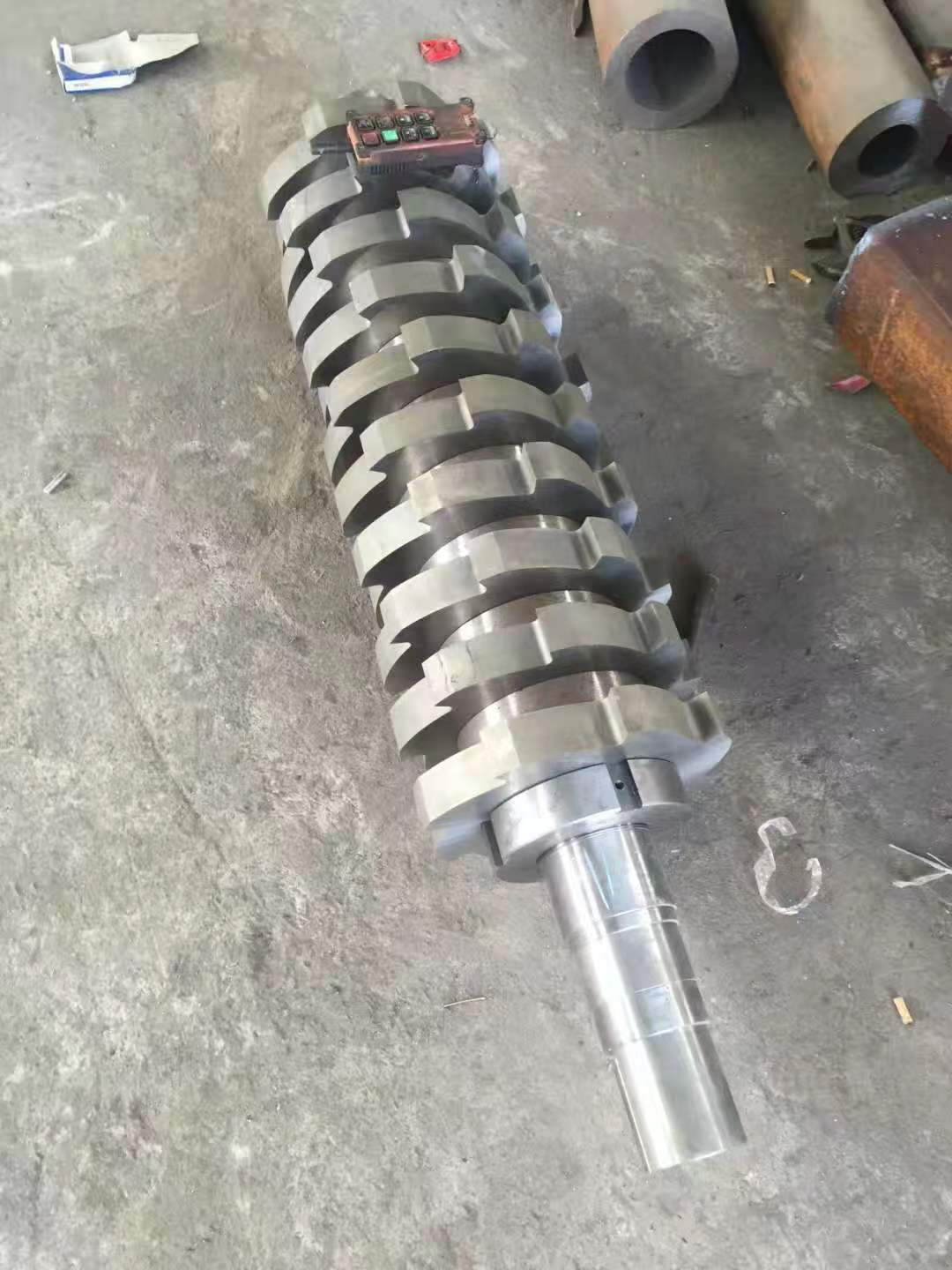 定制双轴撕碎机刀片和轴