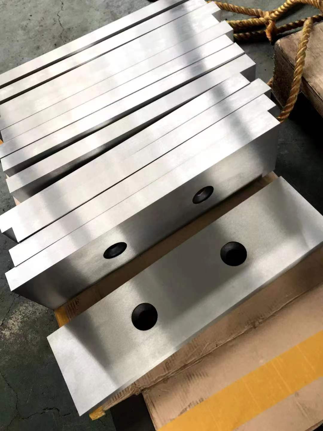 废金属剪切刀片-01