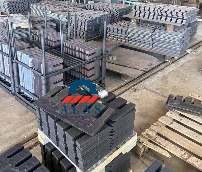 南京阿拉斯制造工厂批量生产和批量库存优质 A8 工具钢木材削片刀