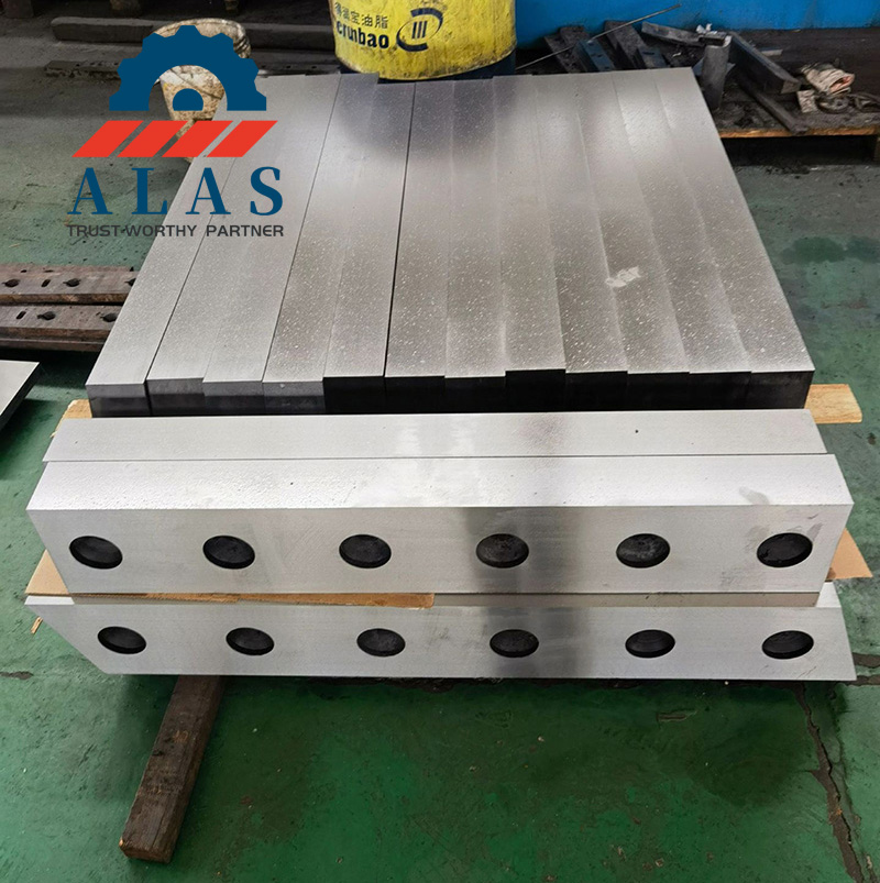 hydraulic guillotine metal shear blades ALAS ALAS机械车间长龙门剪板机刀片和液压闸式金属剪板机刀片